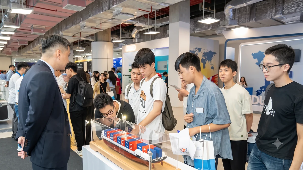 Chuỗi hoạt động hưởng ứng Ngày hội Đổi mới sáng tạo quốc gia