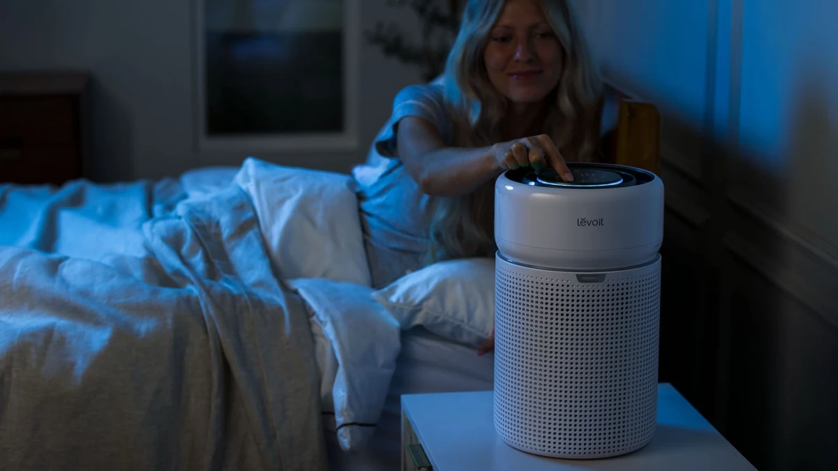 Levoit ra máy lọc không khí Eleva 300X: Đo được bụi PM1.0, màng HEPA xài tận 2 năm