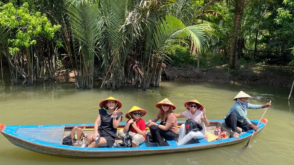 Rừng U Minh Hạ Bí Ẩn Dành Cho Hội Ưa Khám Phá