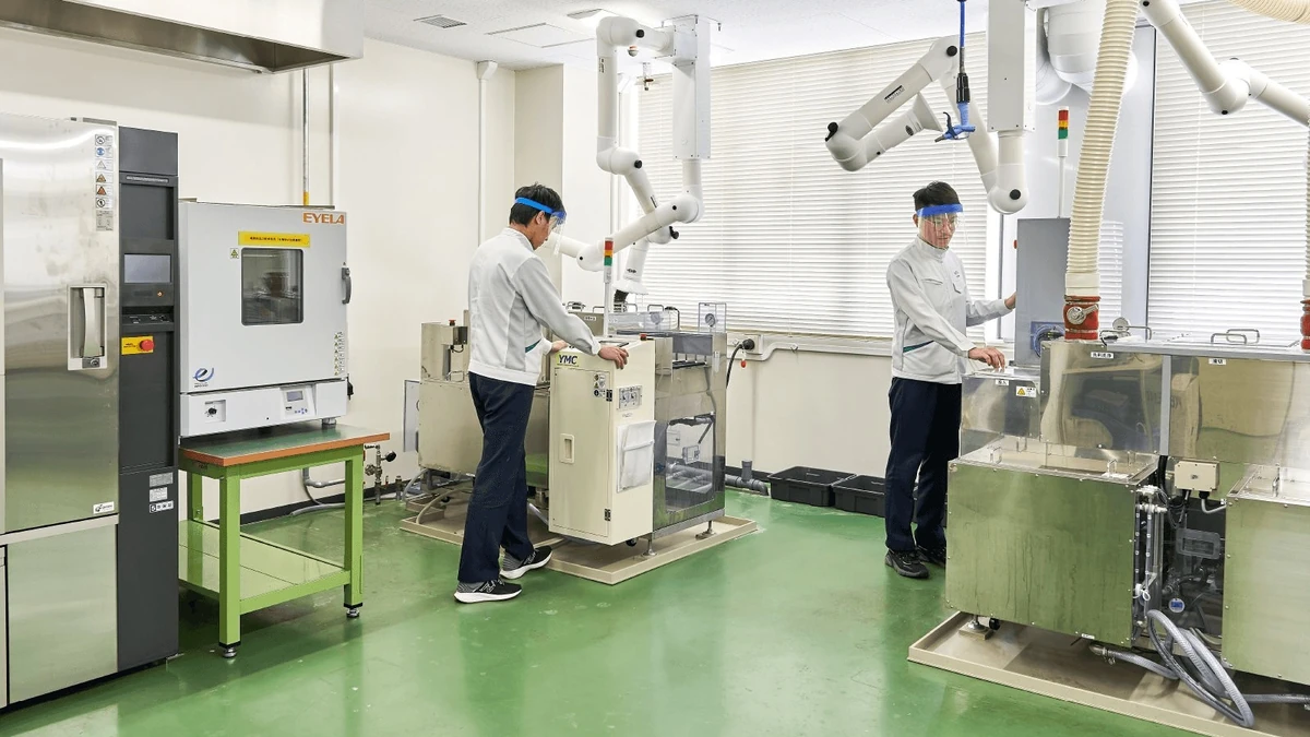 Hết mì chính Ajinomoto, bồn cầu TOTO, giờ lại đến hãng sữa rửa mặt