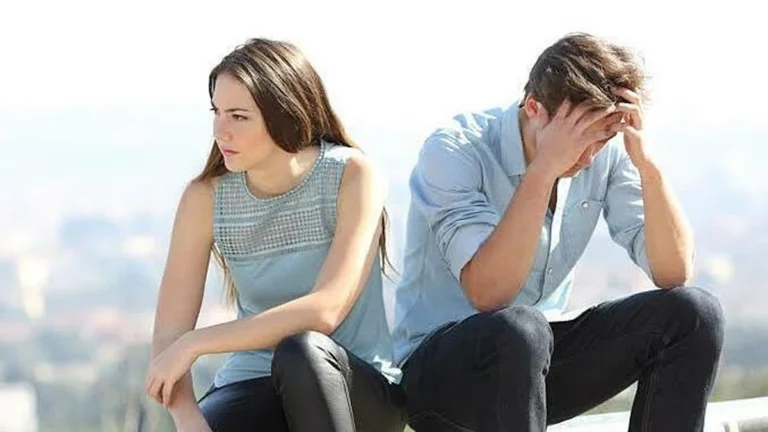 Có nên thú tội ngoại tình không? Góc nhìn chuyên gia về sự trung thực trong hôn nhân