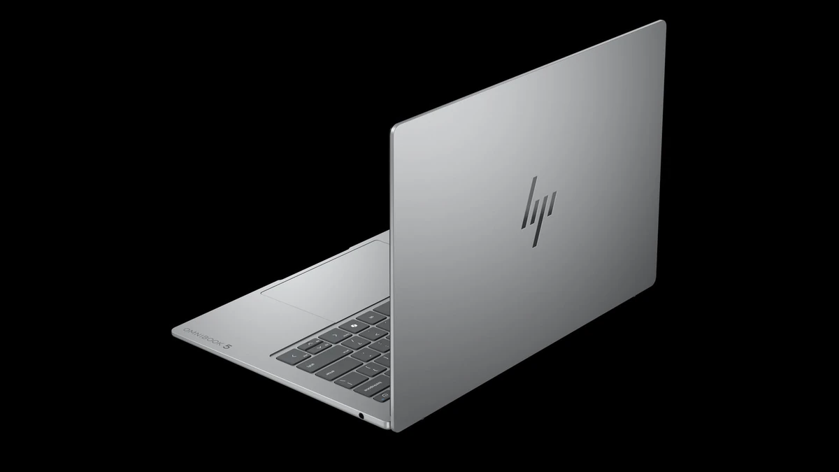 HP ra mắt OmniBook 5 14: Màn hình OLED toàn diện, mỏng nhẹ hơn MacBook Neo với giá từ 699 USD