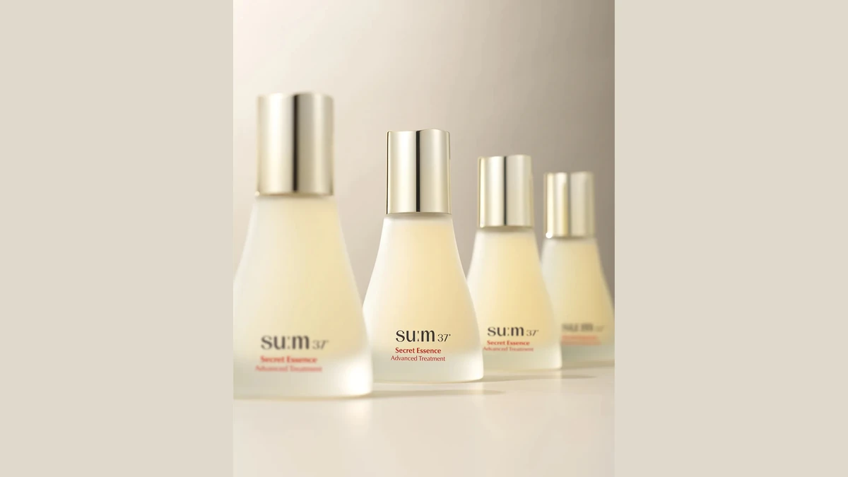 Secret Essence Advanced Treatment có chứa Liquid Ceramide Complex được nâng cấp với bốn loại ceramide dành cho làn da nhạy cảm