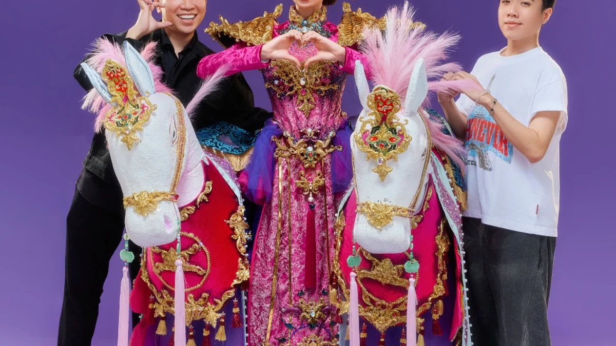 Emoura Phạm bị nhầm tưởng là staff của Miss Grand International do quá dễ thương