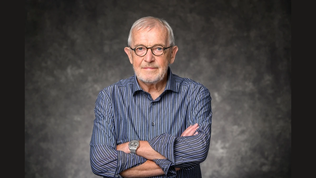 Francis Halzen, giáo sư Đại học Wisconsin-Madison. Ảnh:AFP