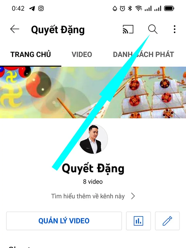 Mở ứng dụng YouTube trên smartphone
