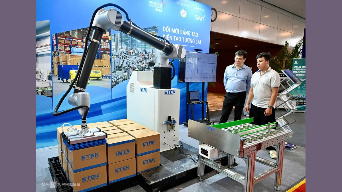 Gian hàng giới thiệu sản phẩm trong Triển lãm Đổi mới sáng tạo Quốc gia 2026, ngày 4/10 tại Hà Nội. Ảnh:Giang Huy