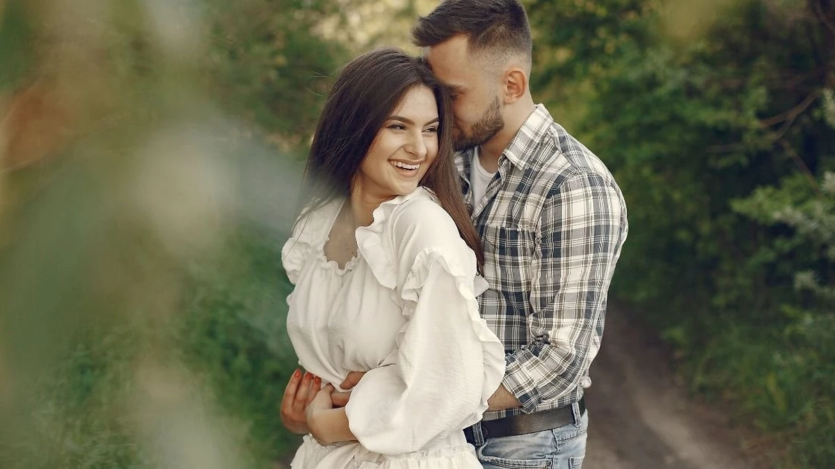 Quy tắc 7-7-7 là gì và cách áp dụng để giữ lửa tình yêu bền vững