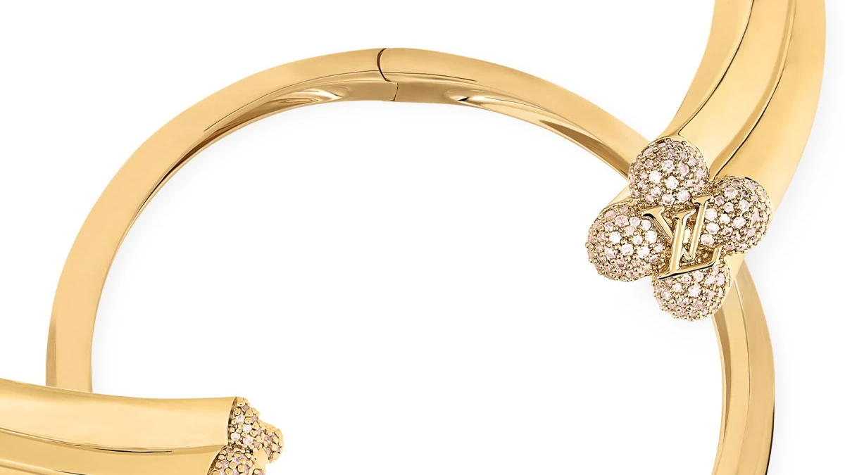 Vòng cổ LV Flower Comet Necklace. Ảnh: Louis Vuitton